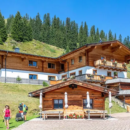 Apartment Almglueck Auf 1740m